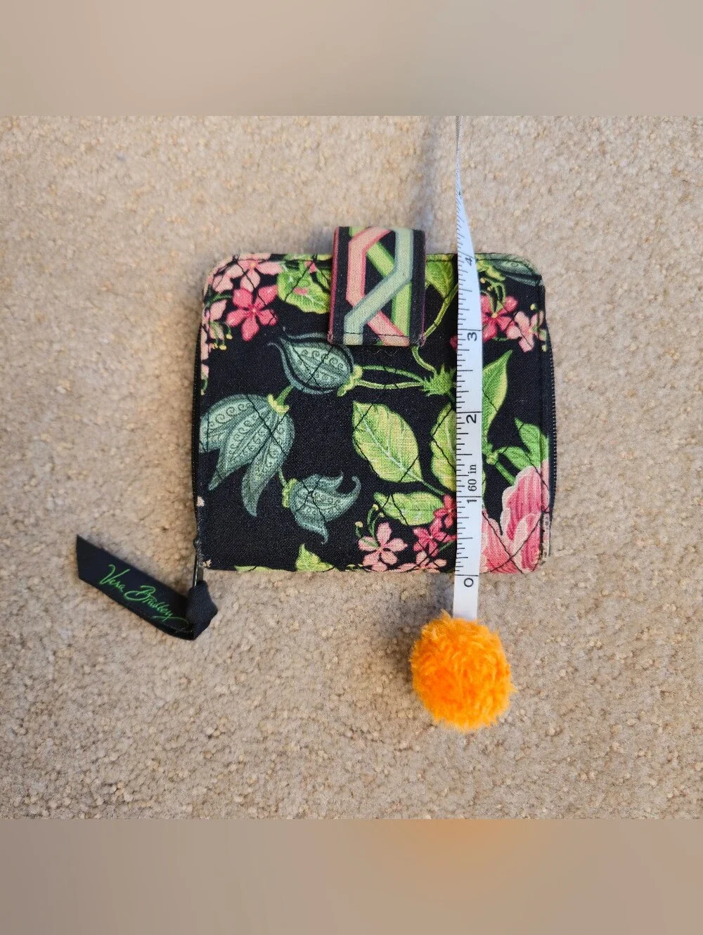 Vera Bradley wallet, retired pattern - Picture 3 of 6